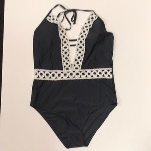 Cupshe swimsuit